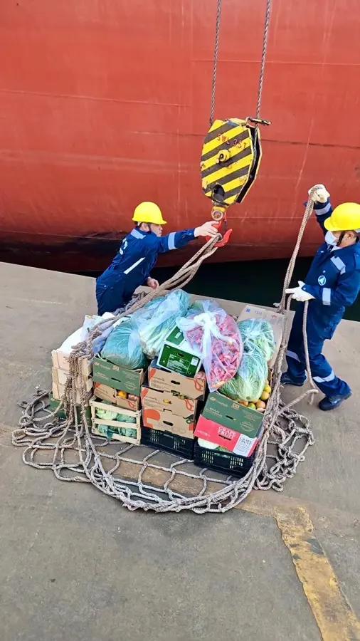 Net prepared for lifting on board